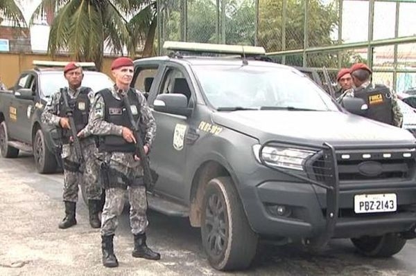 Greve da polícia militar provoca o caos no Ceará